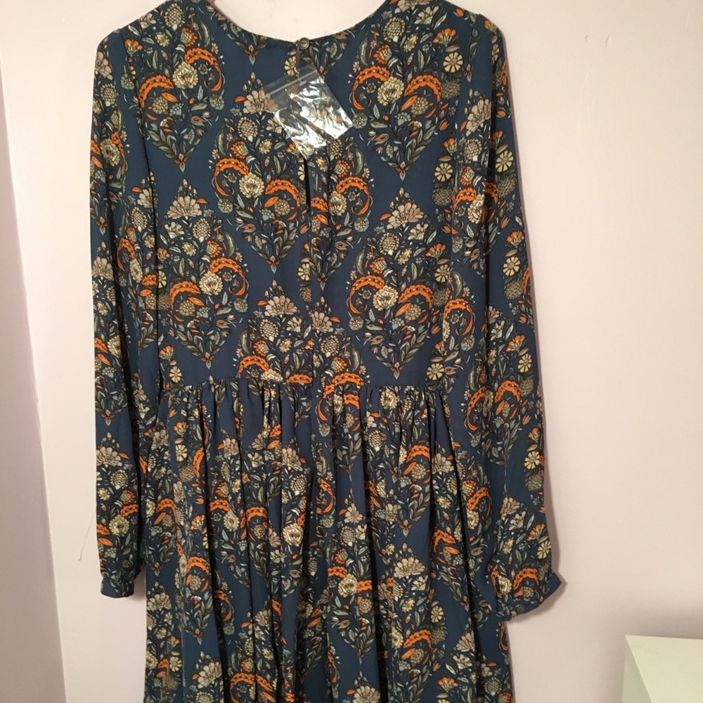Romeo + Juliet Couture Floral Dress PRICE FIRM - Picture 5 of 7